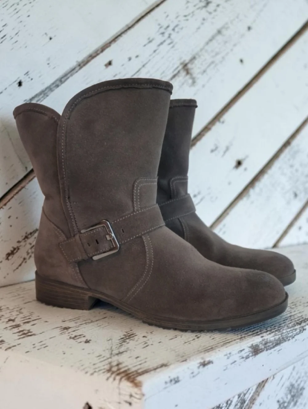 Naturalizer Sutton Suede Boots Faux Fur Lined Taupe Size 8 Like New Comfort